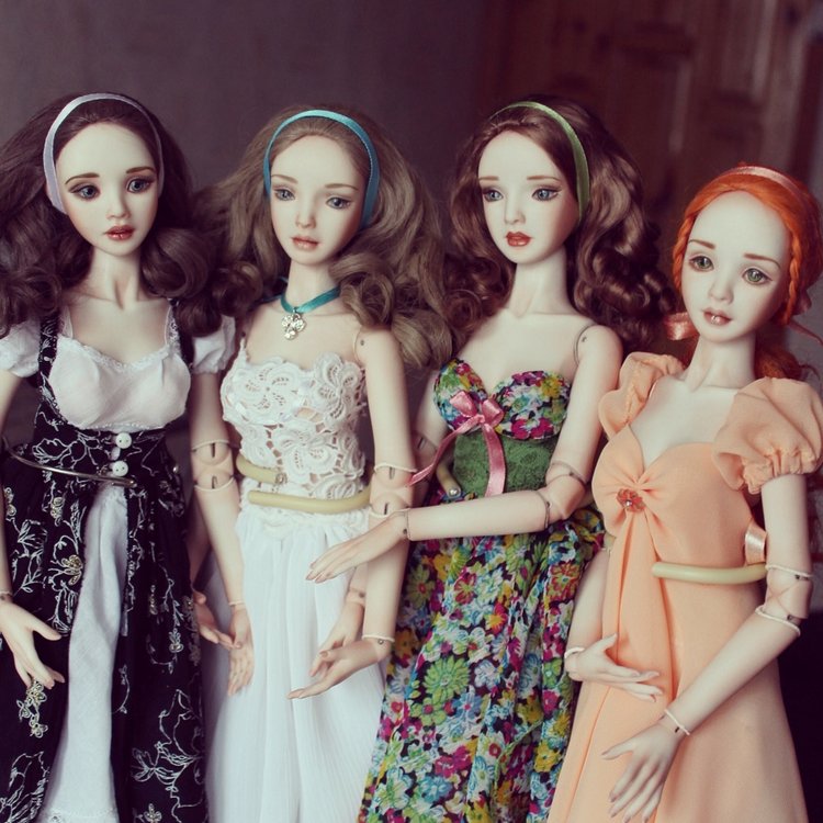 Совсем скоро начало выставки "Салон кукол" на Тишинке