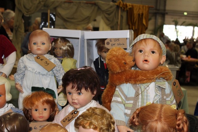 Все на выставку! Продолжение: Куклы и мишки (фото 2)