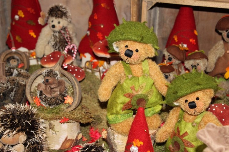 Все на выставку! Продолжение: Куклы и мишки