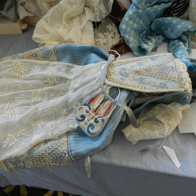 Сборная солянка кукольных нарядов - для вдохновения (фото 9)