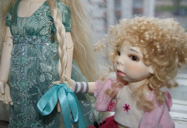 Две сестрицы от Kimberly (Kim) Lasher - Лилли (Lillie) и Синди (Sinderella)