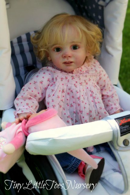 Красивая куколка реборн Эмма молд Fridolin Karola Wegerich (фото 5)