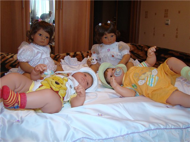 Три пары очаровательных двойняшек! Малышки от Ли Миддлтон "Кантри Шарм" (фото 10)