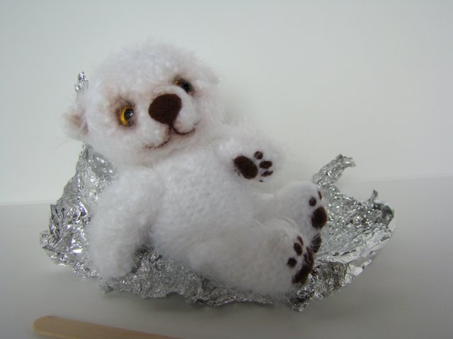 Мишка-эскимо. Игрушка вязанная крючком Ольги Чернухо