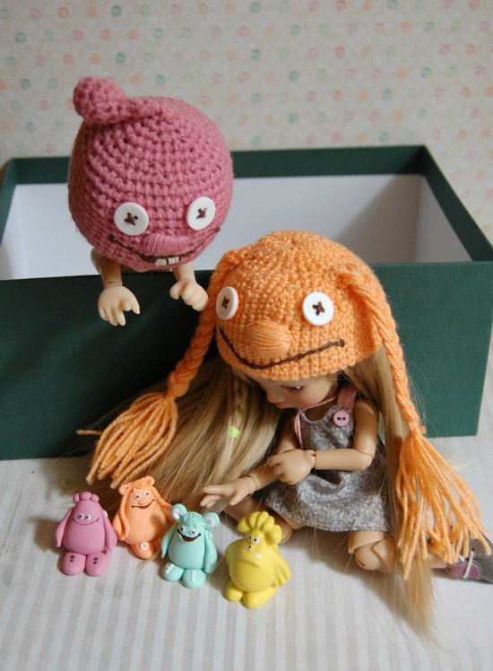 Малыши в смешных шапочках (фото 9)