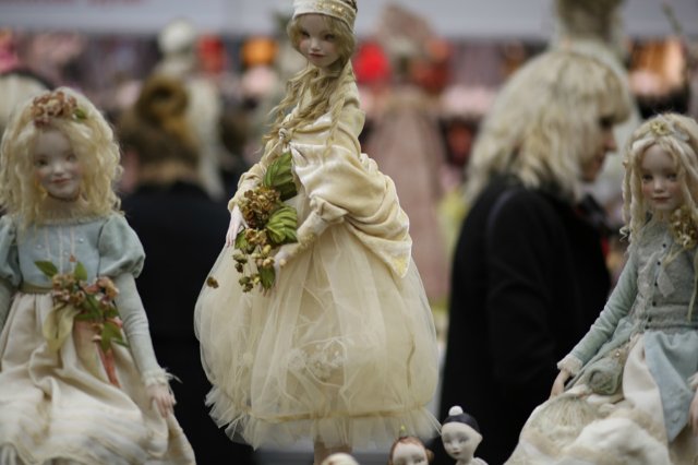 Лучше поздно, чем никогда! ХI Международный салон кукол. 1 октября 2015г