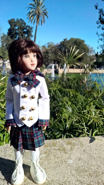 Поезд в Барселону дремлет, или, Мне ещё три платья надеть осталось