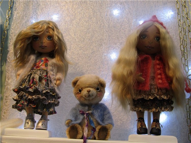 Зелененький он был... По следам выставки кукол на Тишинке 2016. В преддверии выставки «Hello Teddy» 1-4 декабря 2016 | Бэйбики Зелененький он был... По следам выставки кукол на Тишинке 2016. В преддверии выставки «Hello Teddy» 1-4 декабря 2016