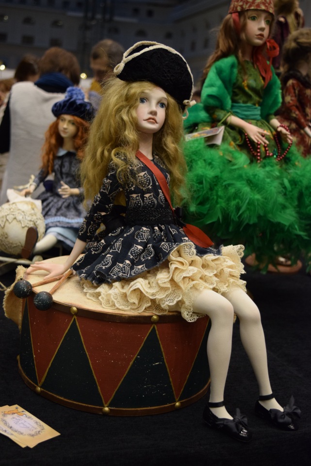 VII Московская международная выставка "Искусство Куклы". Портреты кукольной души или незримый диалог. Часть 2