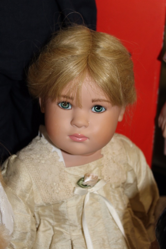 Все на выставку! Продолжение: Куклы и мишки