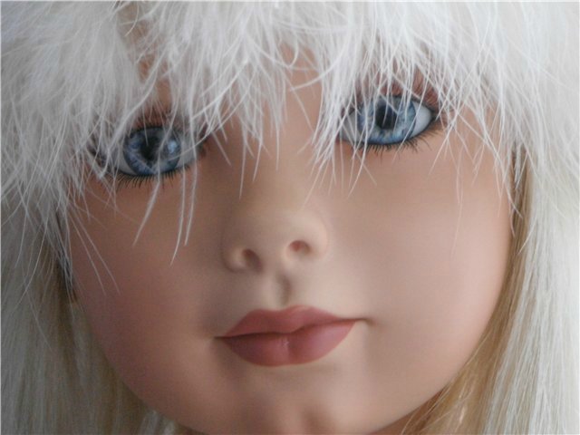 Куклы те, что радуют уже других