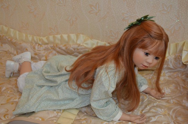 Люсинда, фарфоровая куколка Кристин Оранж