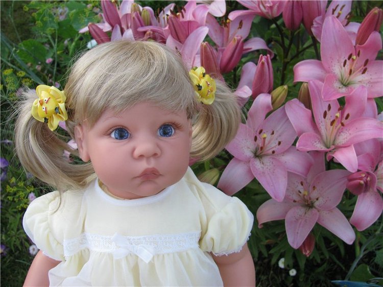 Дачные прсиделки кукол Ли Миддлетон