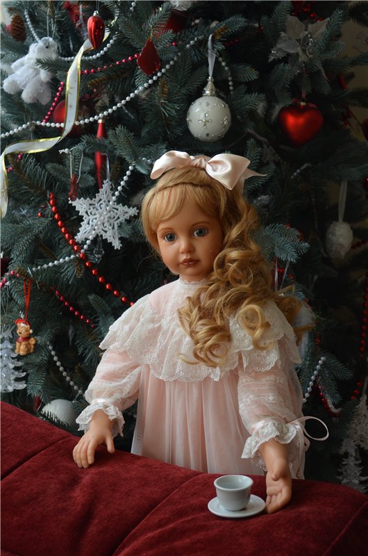 Виктория-Роуз прима классической кукольной красоты (фото 6)