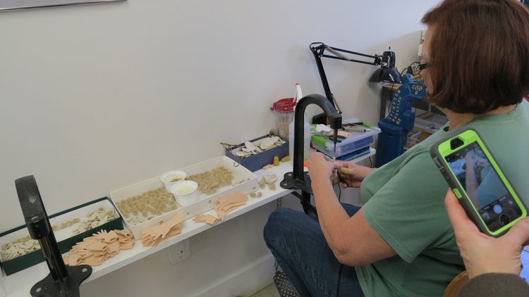 Впервые за 40 лет. День открытых дверей на кукольной фабрике R John Wright. Часть третья: Процесс производства (фото 9)