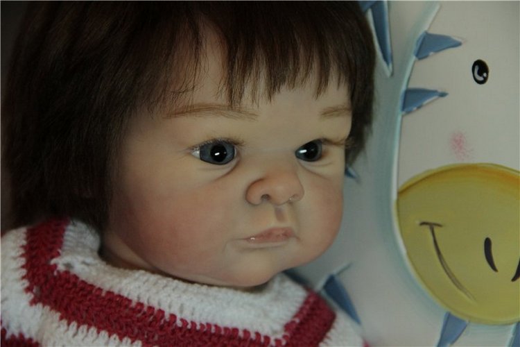 Джулия - малышка из молдика Jill от Adrie Stoete