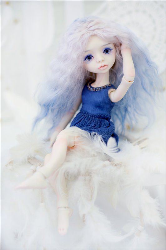 Много фотографий шарнирных кукол