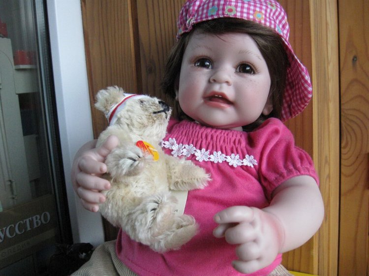 Разные детки Адора одного молда