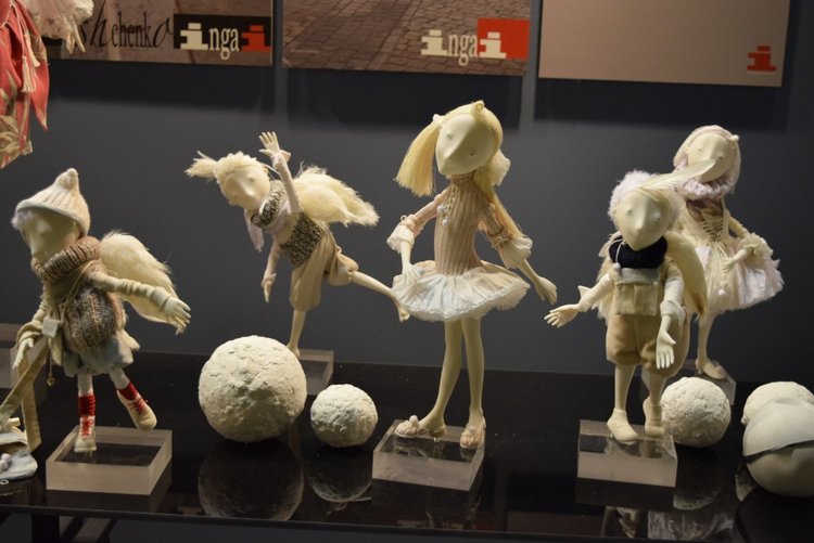 VII Московская международная выставка "Искусство Куклы". Портреты кукольной души или незримый диалог. Часть 2