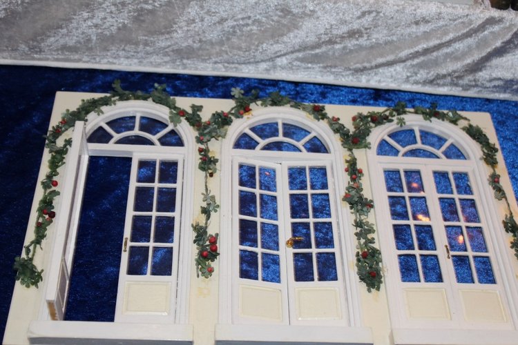 Все на выставку! Кукольные домики и миниатюра