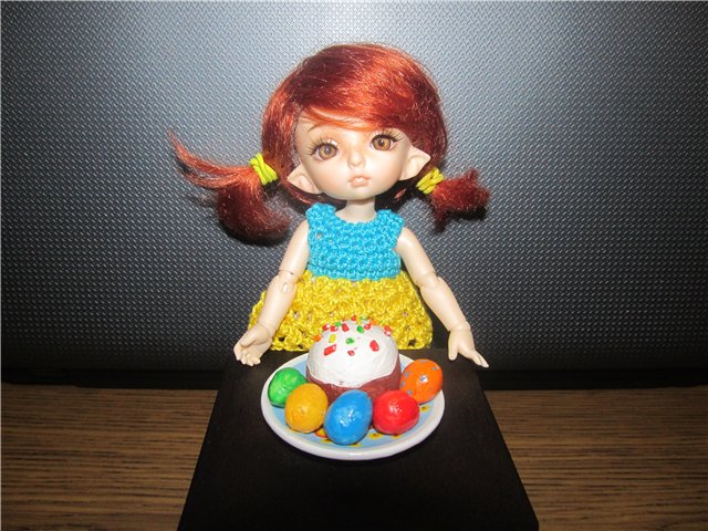 Готовимся к Светлому Христовому воскресению. Мастер класс по кукольной миниатюре - пасхальный кулич и яйца-крашенки