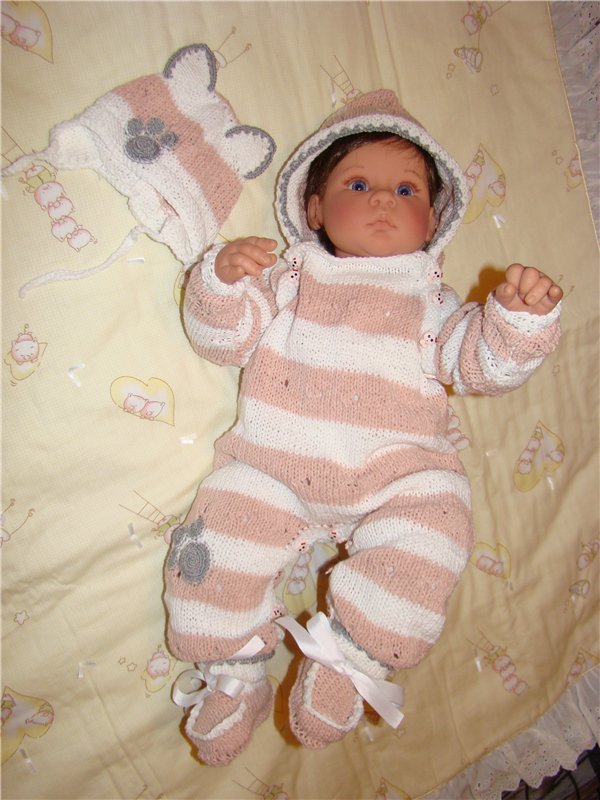 Вязалочки для Булочки. Peek-a-Boo от Ли Миддлтон