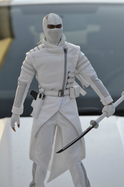 Кукла и актер: Ли Бён Хон (Lee Byung Hun) | Бэйбики Кукла и актер: Ли Бён Хон (Lee Byung Hun)