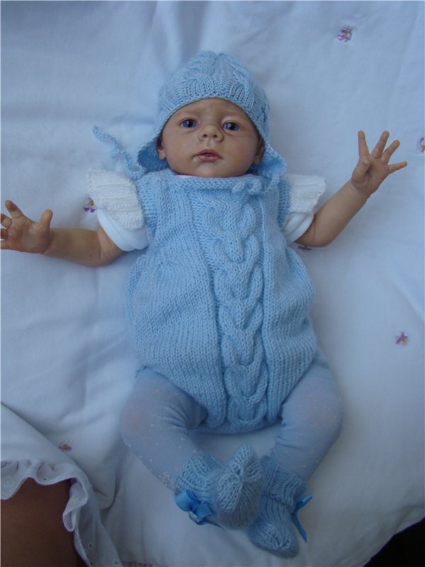 Наряды для Карлотты.Вязанные костюмы 2015)))