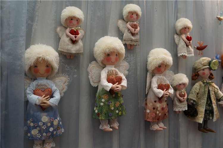 Картинки с выставки кукол на Тишинке. Moscow Fair 2015. Текстильные куклы