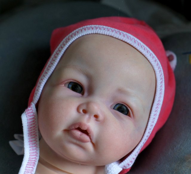 Анютка - моя маленькая сладкая Луковка. Работа Марины Мацко