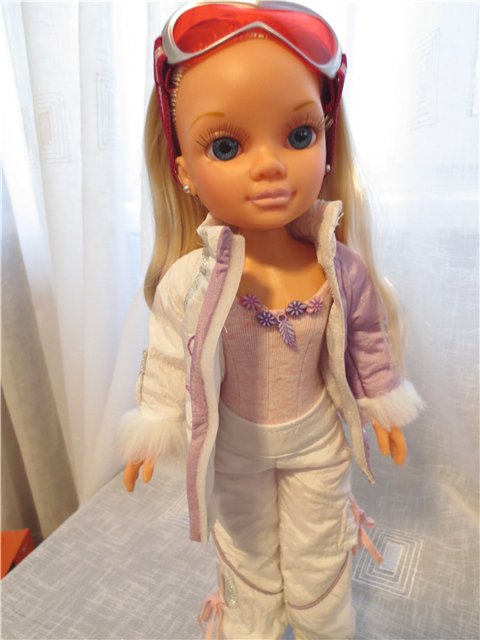 Приехала третья девочка — Куклы Nancy Famosa (Ненси Фамоза): коллекционные перевыпуски (фото 2)