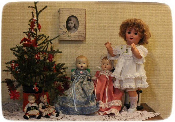 Мои антикварочки живущие у меня дома. И новенький малыш вернувшийся с реставрации