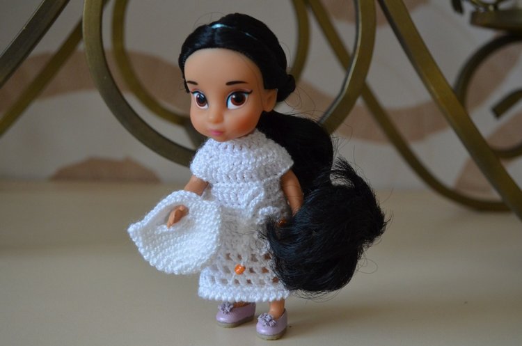 Мини дисней аниматорс Жасмин демонстрирует наряды (фото 7)