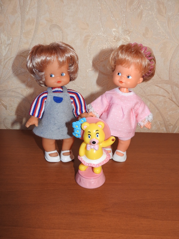 Заманчивое увлечение. Маленькие куколки ГДР - косолапки, 17 см, кто они