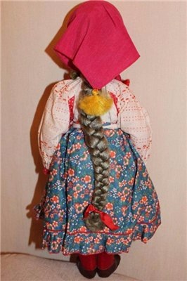 Фабрика 8 марта и серия "Куклы в старинных костюмах русских губерний"