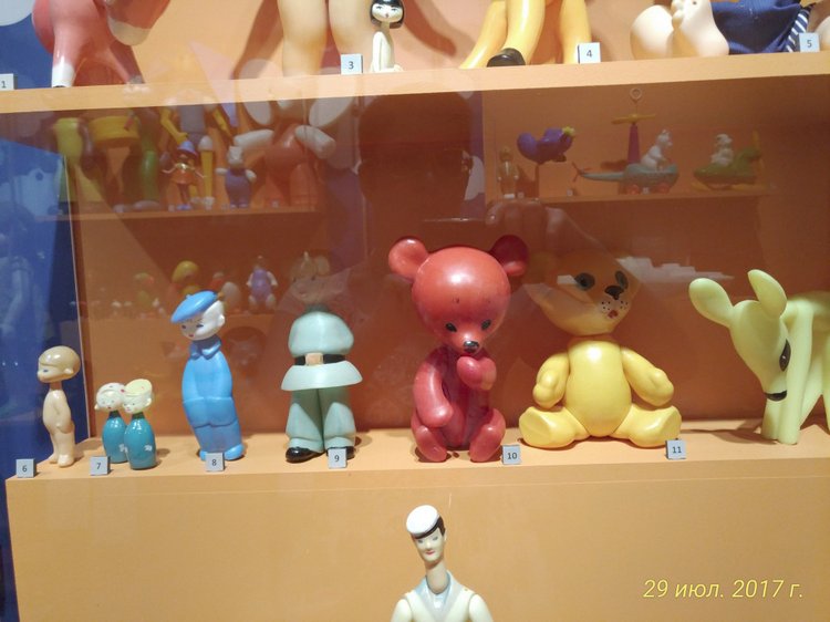 Выставка «Все лучшее – детям. Игрушки 1950–1980 годов из коллекции Сергея Романова». Часть 2