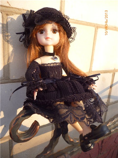 Маленькая Баба Яга или ... Одежда для кукол БЖД своими руками (фото 6)