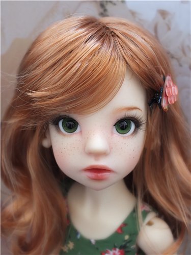 Преображение Иззи (Izzy) от Kaye Wiggs. Новый мейк и образ (фото 4)