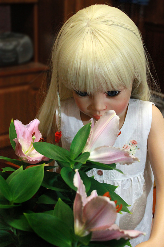 Портрет с лилиями — Куклы Susan Lippl (Сьюзан Липпл): MasterPiece (фото 6)