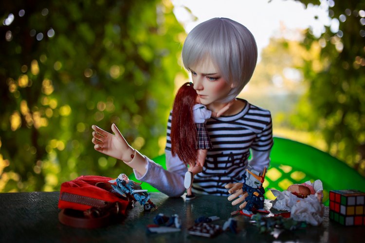 60 см vs 15 см. Или две истории из жизни Итана и Хотару