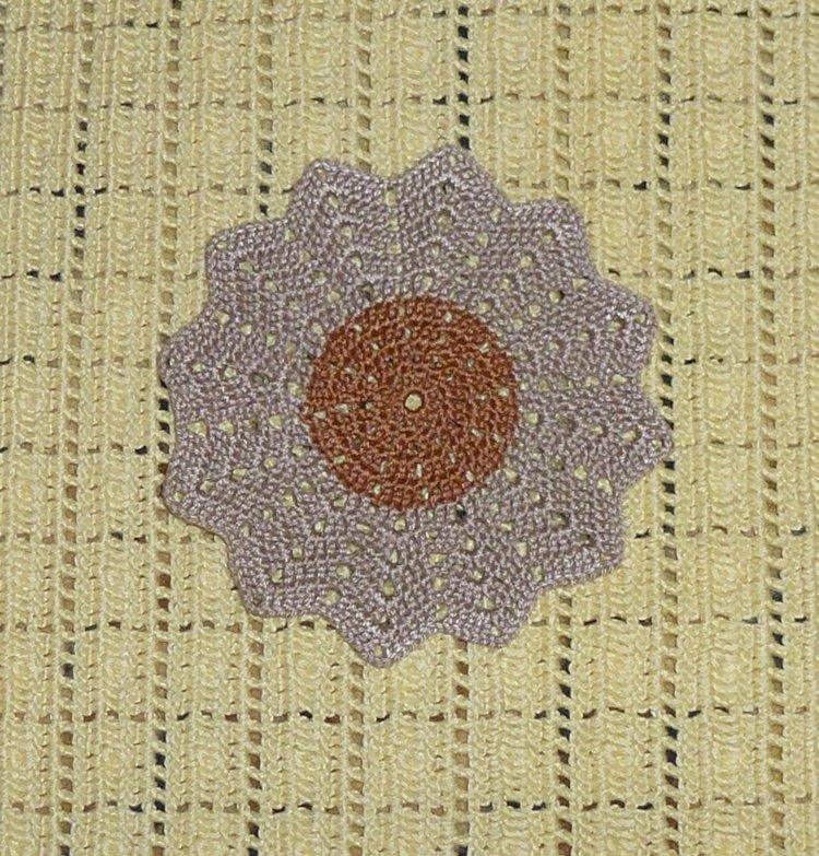 Абажуры из вязаных салфеток