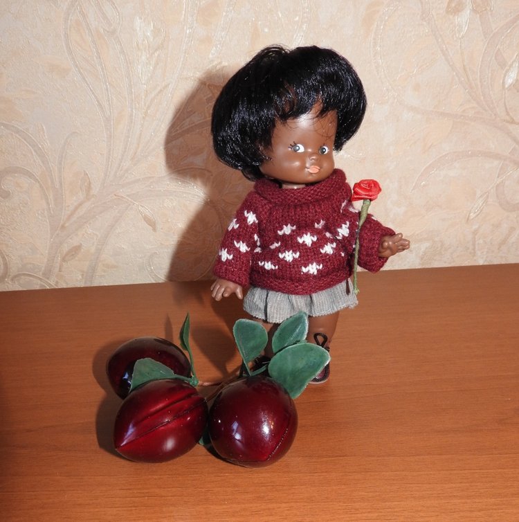 Заманчивое увлечение. Маленькие куколки ГДР - косолапки, 17 см, кто они