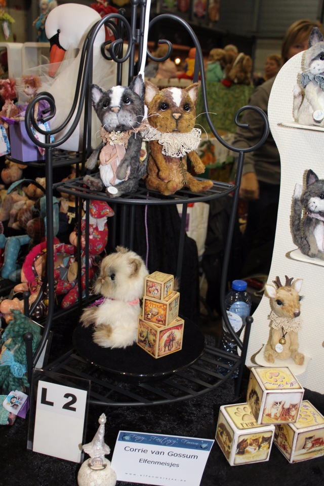 Выставка мишек, кукол и кукольной миниатюры в Голландии 2017 - часть вторая | Бэйбики Выставка мишек, кукол и кукольной миниатюры в Голландии 2017 - часть вторая (фото 10)