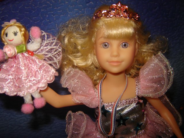 "Звезда на льду": куклы, воспитывающие девочек из серии It's me от Family Company | Бэйбики "Звезда на льду": куклы, воспитывающие девочек из серии It's me от Family Company