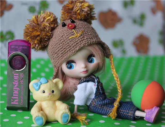 Миниатюра в одежде для кукол (фото 6)