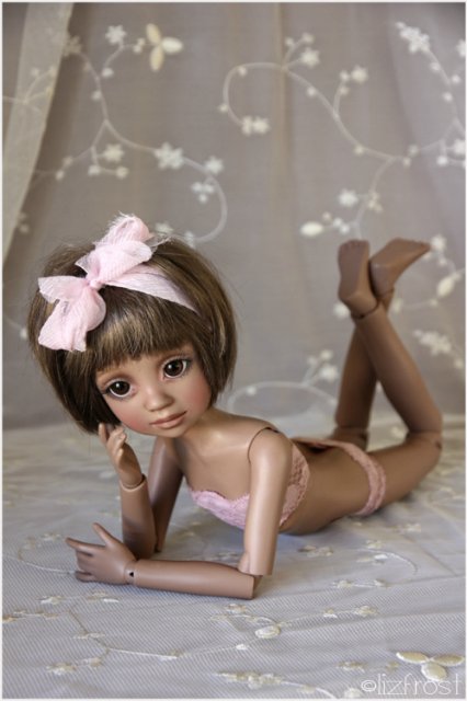 Новая девочка RUBY in milk chocolate skin tone от Liz Frost