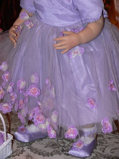 Новенькая Artista doll. по имени Цветочница (фото 4)