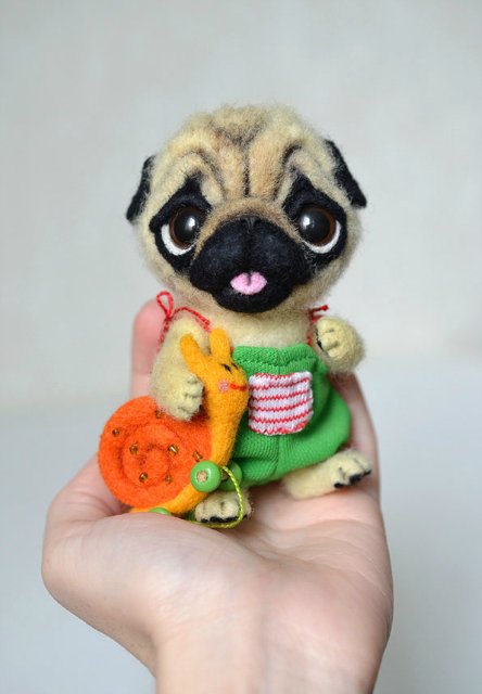 Детский сад для мопсят. Игрушка валянием из шерсти своими руками (фото 4)