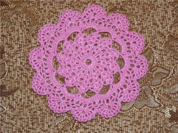 Коллекция вязаных салфеток или как же я люблю вязать. Часть 2 (фото 6)