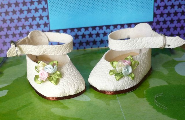 Наши ножки будут обуты — Одежда и обувь для кукол своими руками: фото